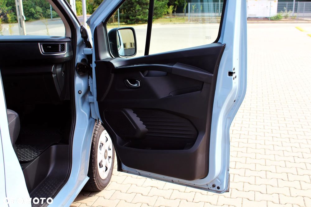 Renault Trafic - 12