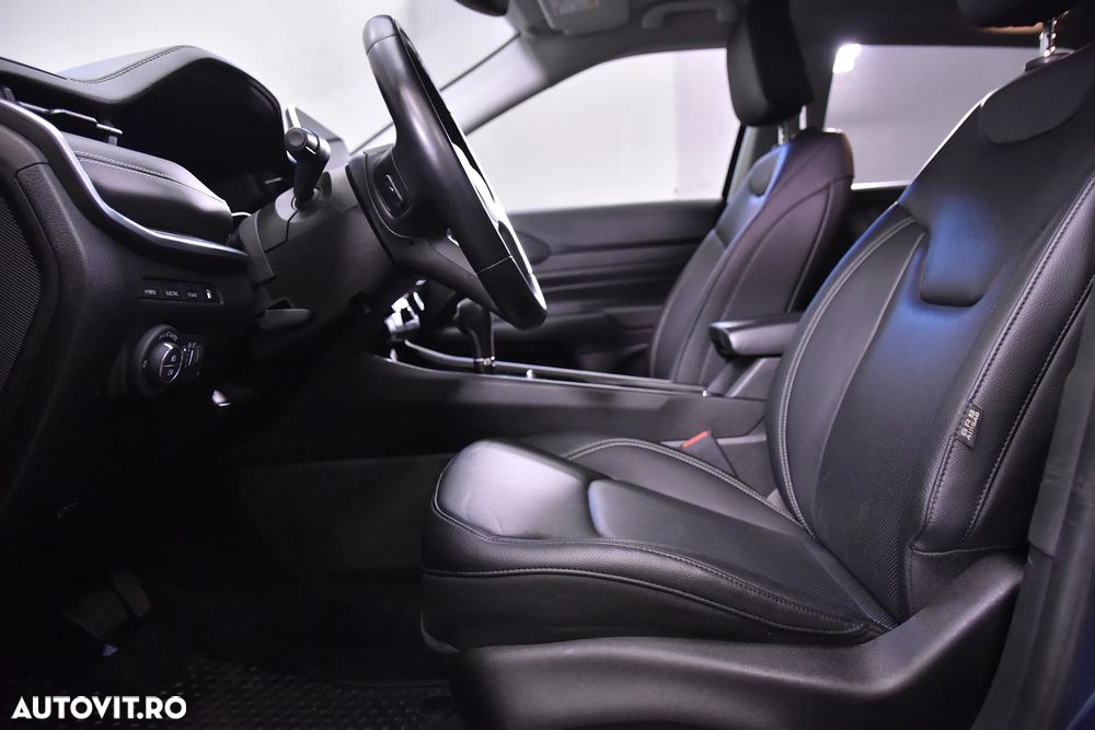 Jeep Compass - 23