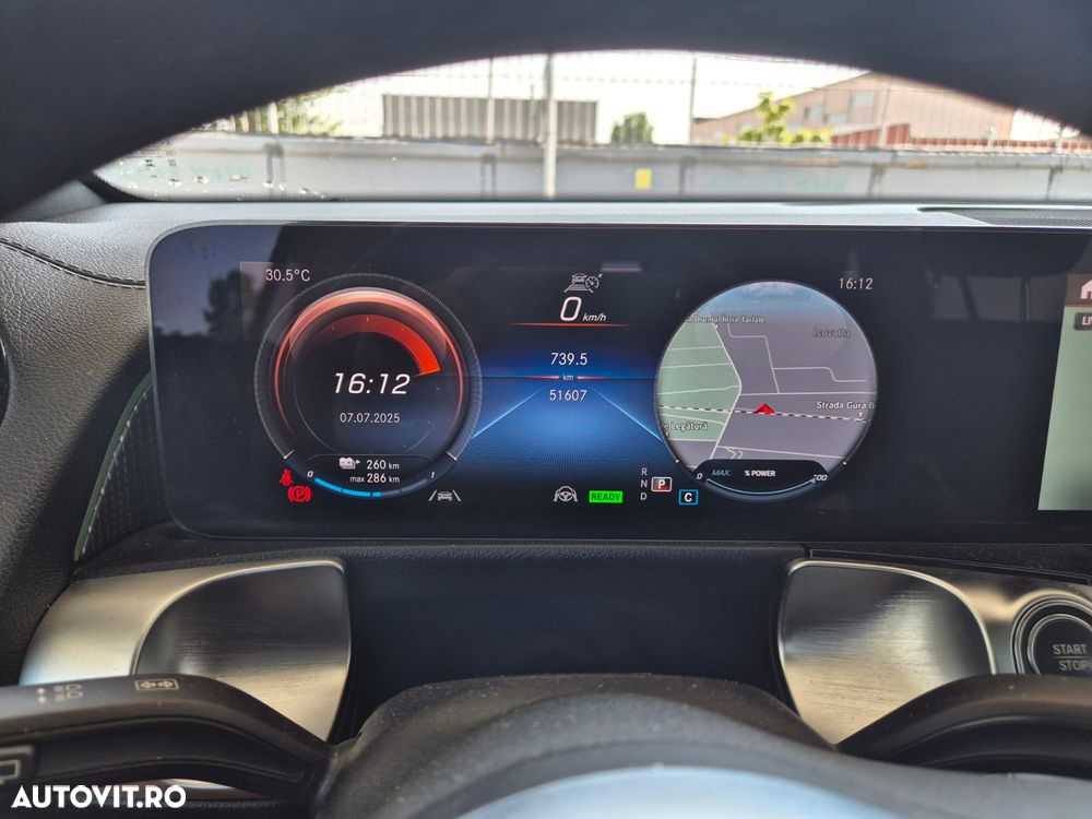 Mercedes-Benz EQB 250+ AMG Line - 6