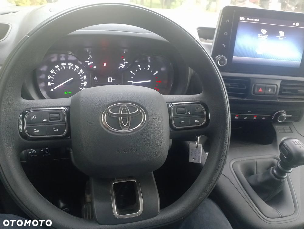 Toyota Proace city - 18