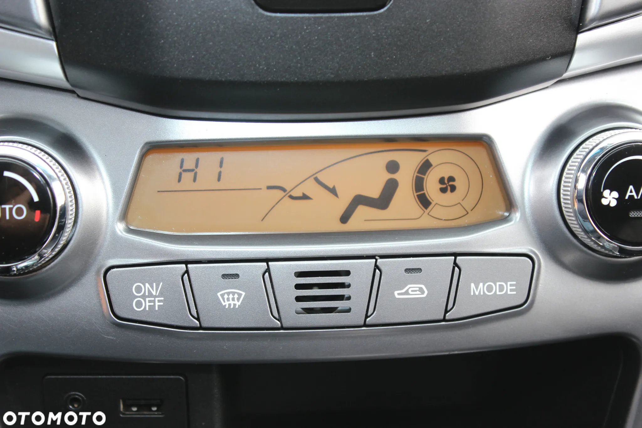 SsangYong/KGM Korando 2.0 E-XDi DPF 4WD Automatik Sapphire - 12