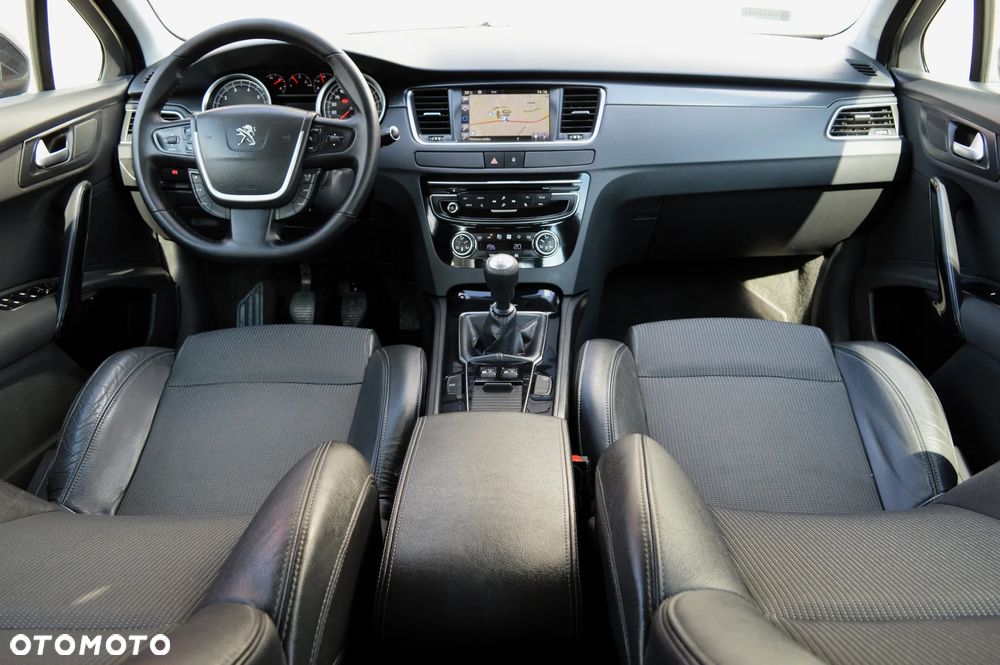 Peugeot 508 1.6 e-THP Allure S&S - 8