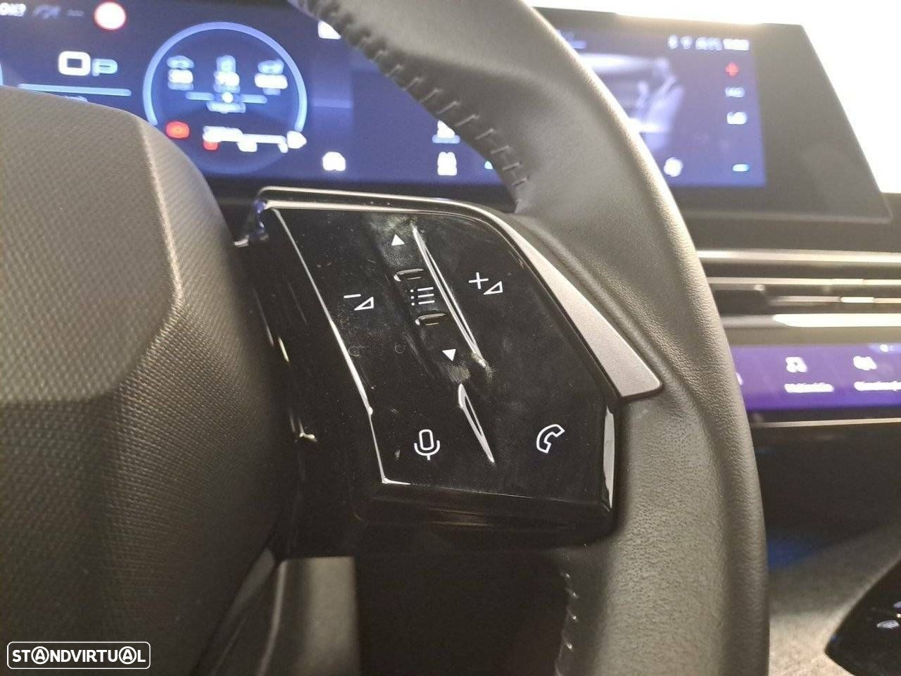 Peugeot 3008 1.2 Hybrid Allure e-DCS6 - 17