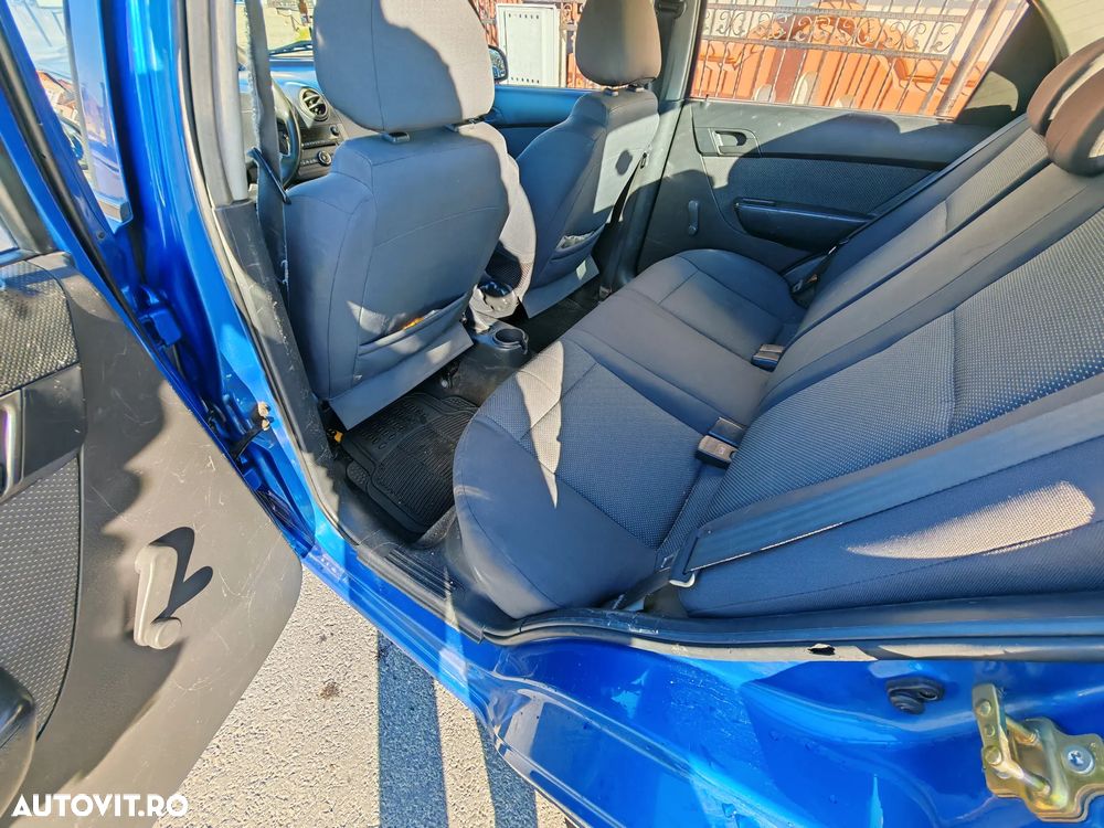 Chevrolet Aveo 1.2i BASE 53 - 10