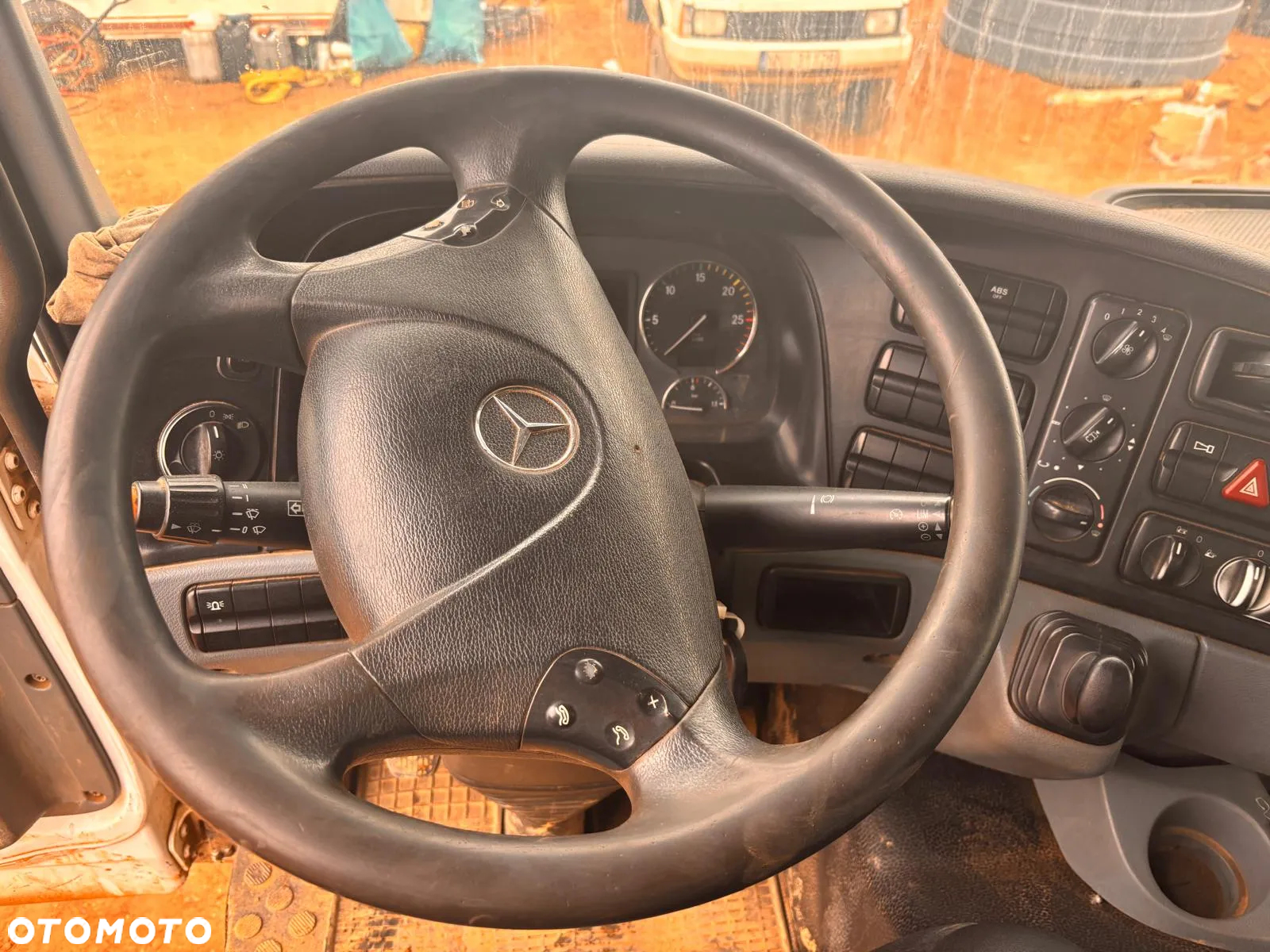 Mercedes-Benz ACTROS 4141 AK - 13