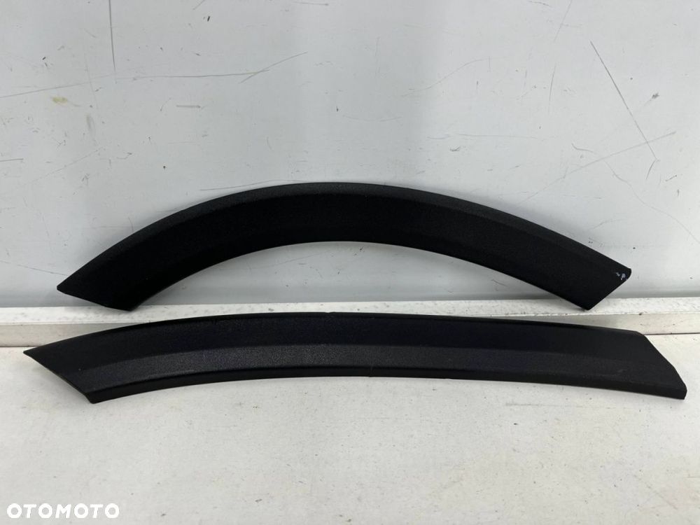 Listwa Seat Ateca 16r.- nakładka prawego tylnego błotnika i drzwi komplet 575854990 575854970 - 1