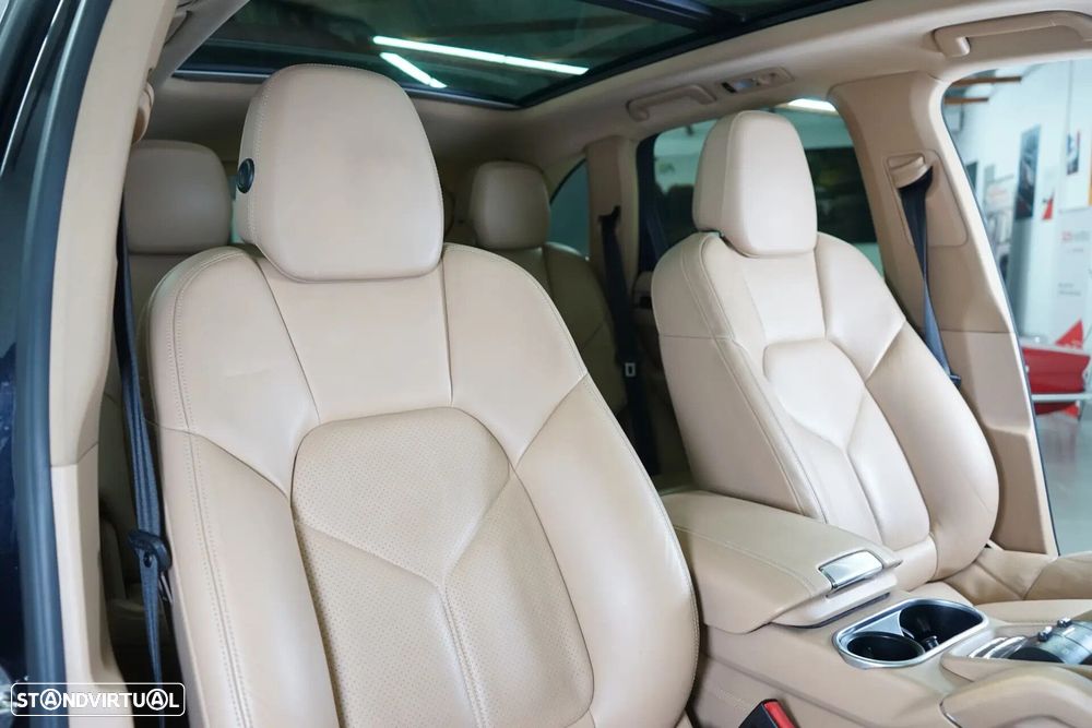 Porsche Cayenne 3.0 V6 - 37