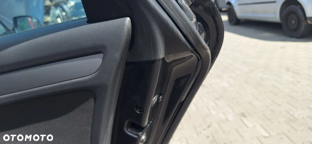 Audi A4 B8 Sedan Drzwi Tył Tylne Prawe Kod Lakieru LX5R - 25