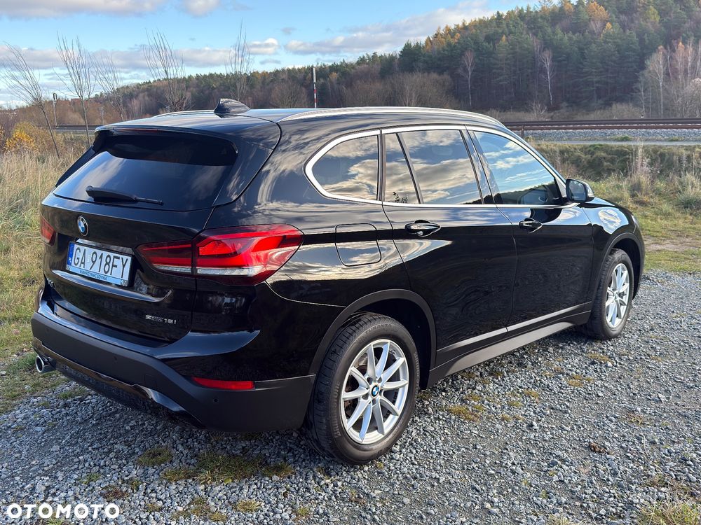 BMW X1 sDrive18i - 8