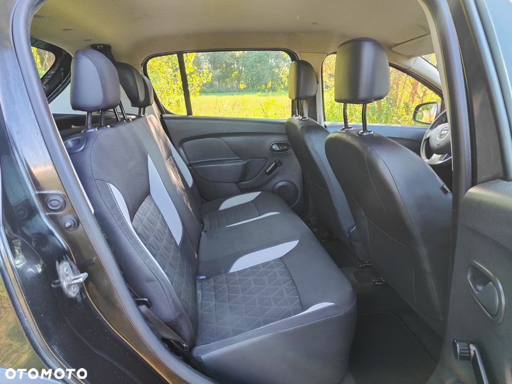 Dacia Sandero dCi 90 Laureate - 19