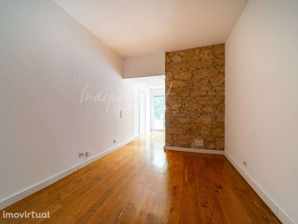 APARTAMENTO T2 + PÁTIO PARA ARRENDAMENTO [AREEIRO - AVENIDA SACADUR... - Grande imagem: 4/18