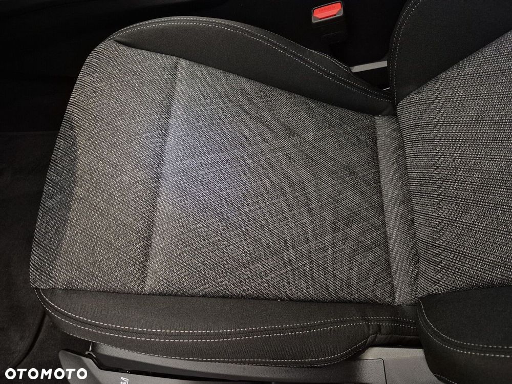 BMW Seria 2 - 13