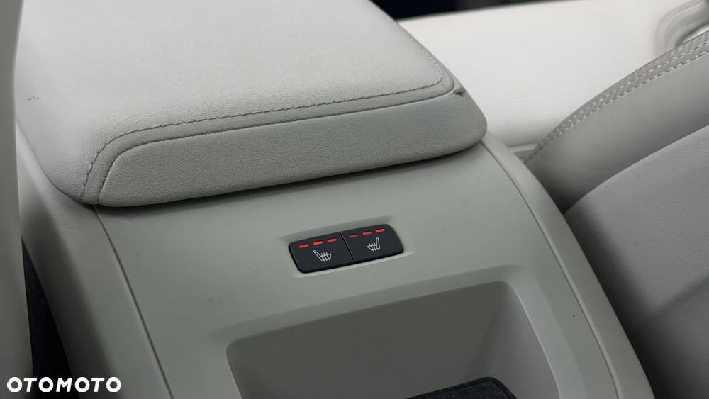 Volvo XC 60 - 18