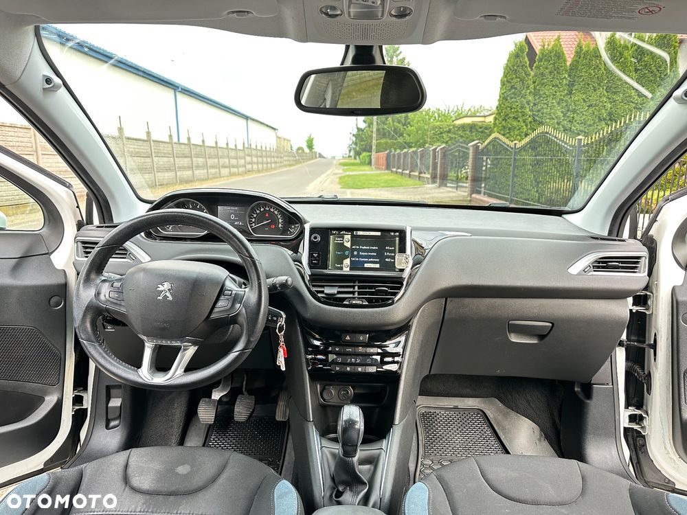 Peugeot 208 1.2 VTi Style - 10