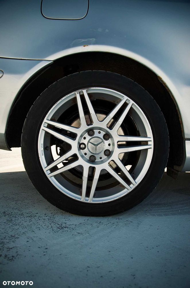 Mercedes-Benz CLK - 3
