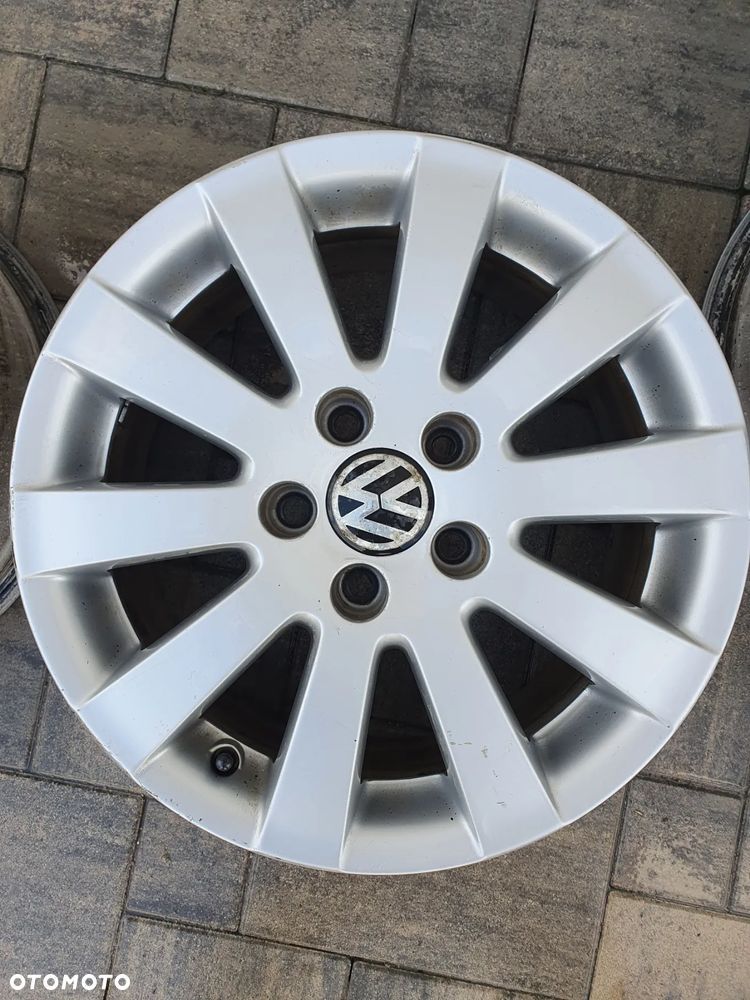 Komplet felg aluminiowych 16 cali od Volkswagen Passat B6 ORYGINALNE - 3