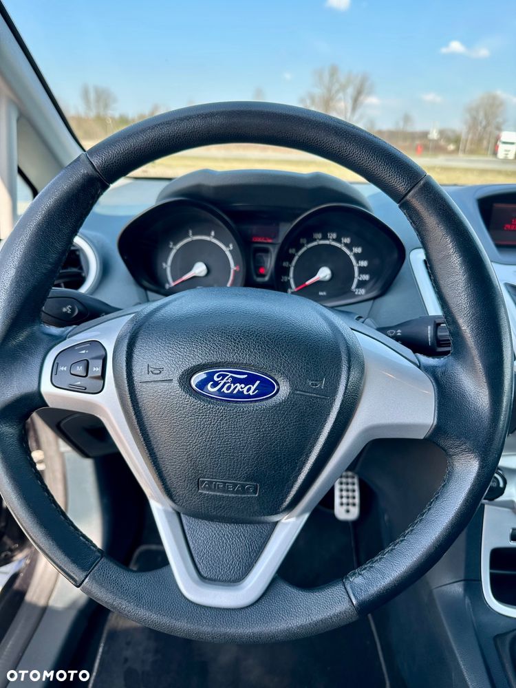 Ford Fiesta 1.6 Ti-VCT Titanium - 8