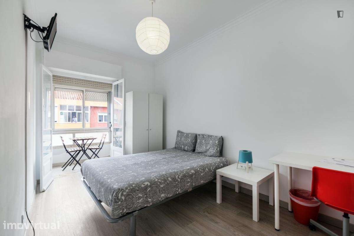 Quarto - localizado em Amadora Lisbon - Grande imagem: 2/18