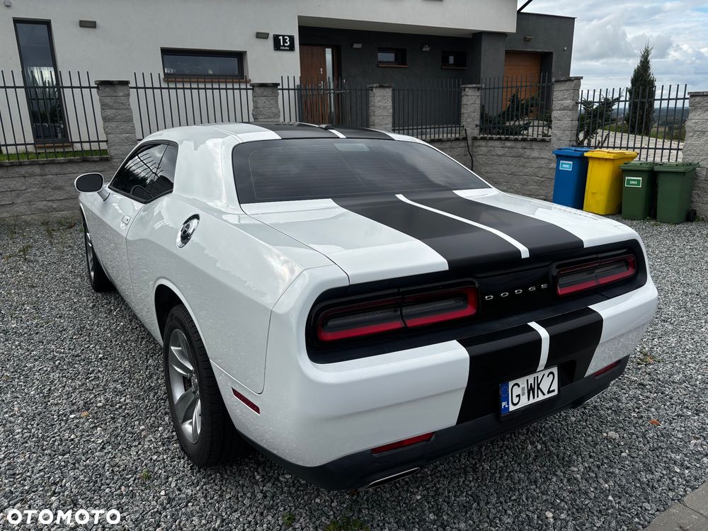 Dodge Challenger Automatik SXT Plus - 9