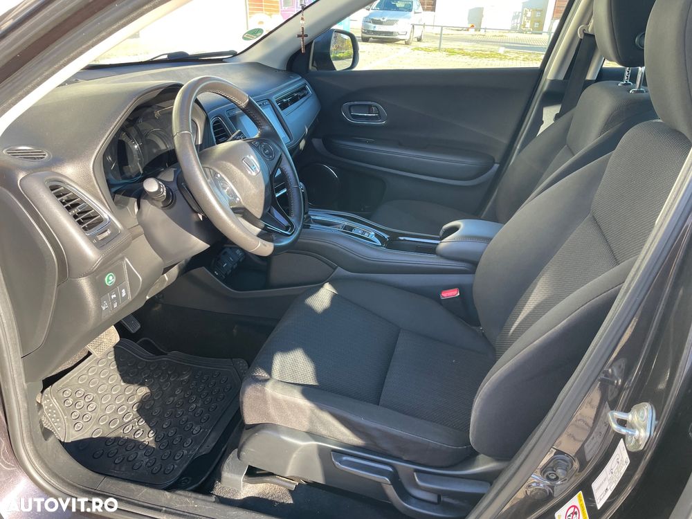 Honda HR-V 1.5 i-VTEC 4x2 CVT Executive - 4