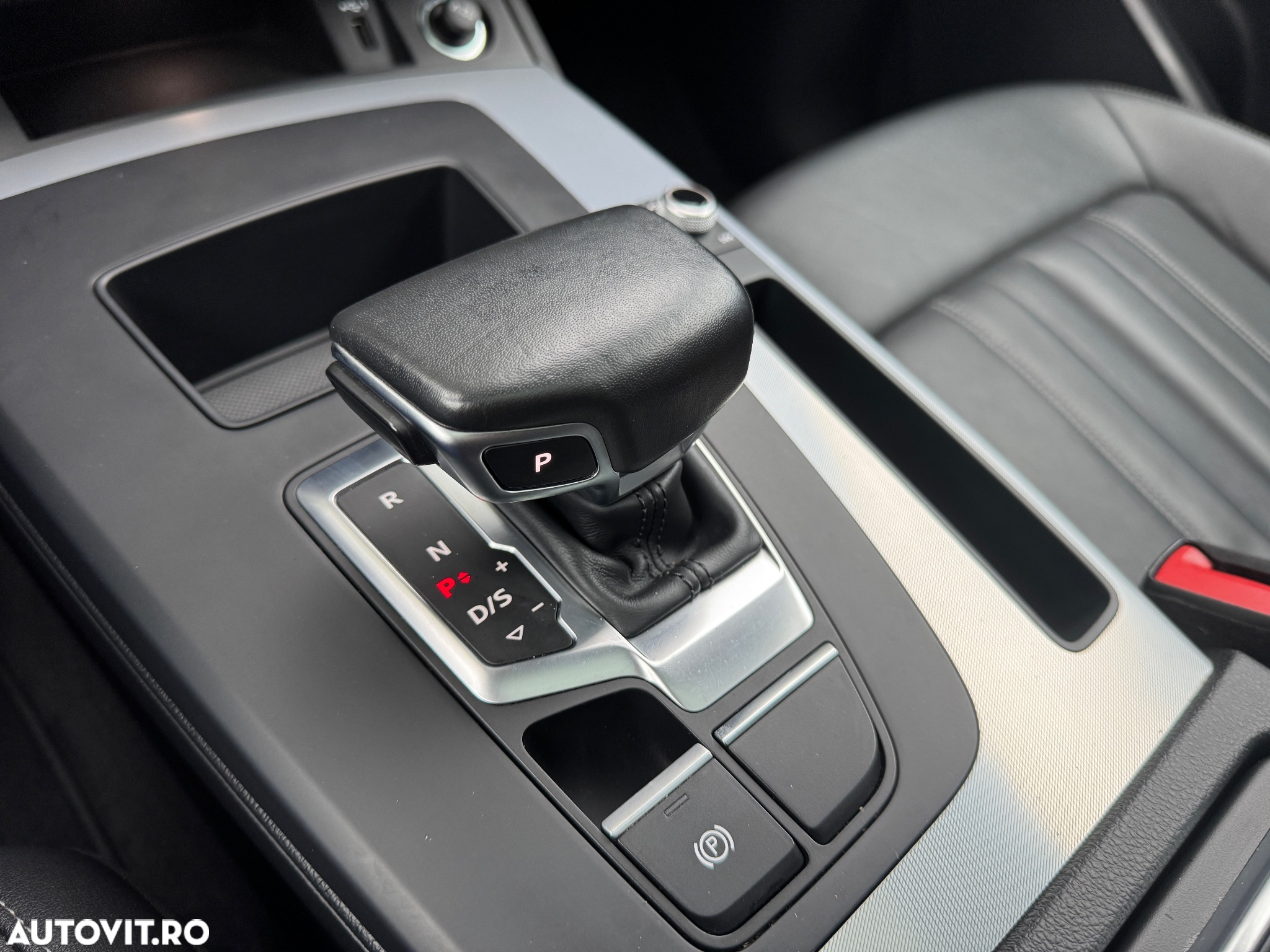 Audi Q5 45 TFSI quattro S tronic S line business - 12