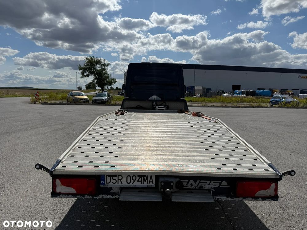 Mercedes-Benz Sprinter - 6