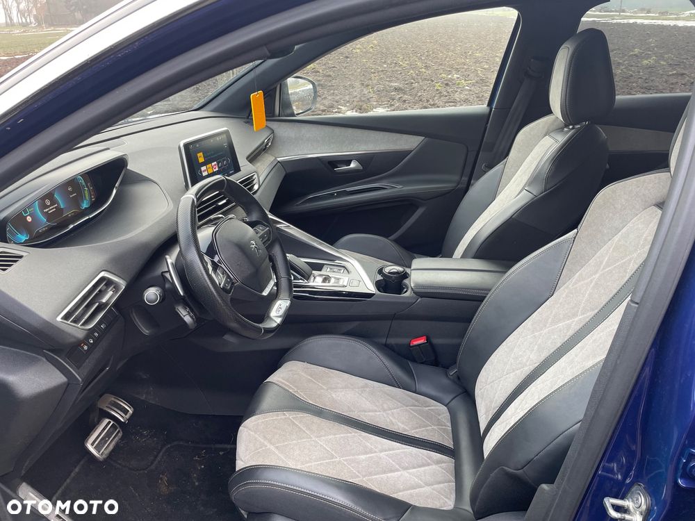 Peugeot 3008 1.6 PureTech Hybrid4 PHEV GT Pack S&S EAT8 - 6