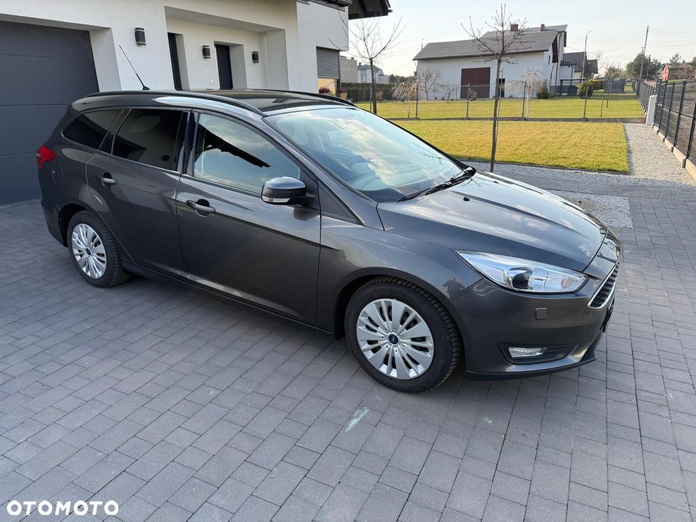 Ford Focus - 11