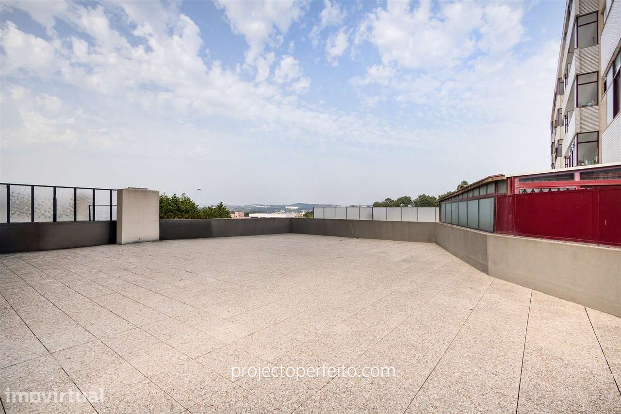 Apartamento T4 Venda em Paranhos,Porto - Grande imagem: 2/21