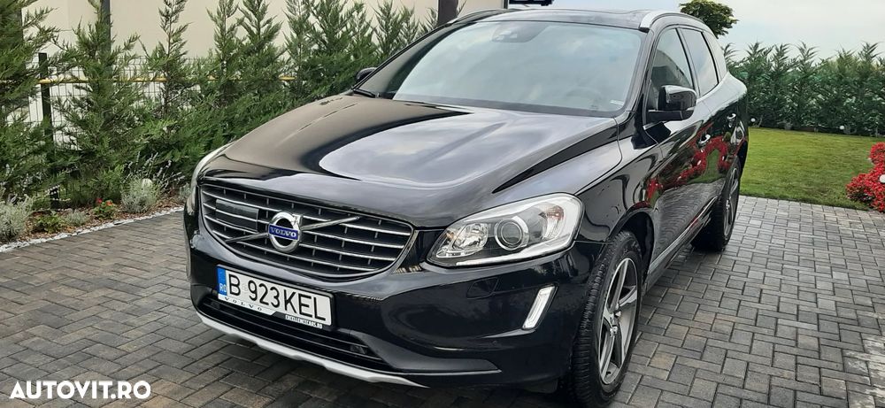 Volvo XC 60 D5AWD R-Design - 2