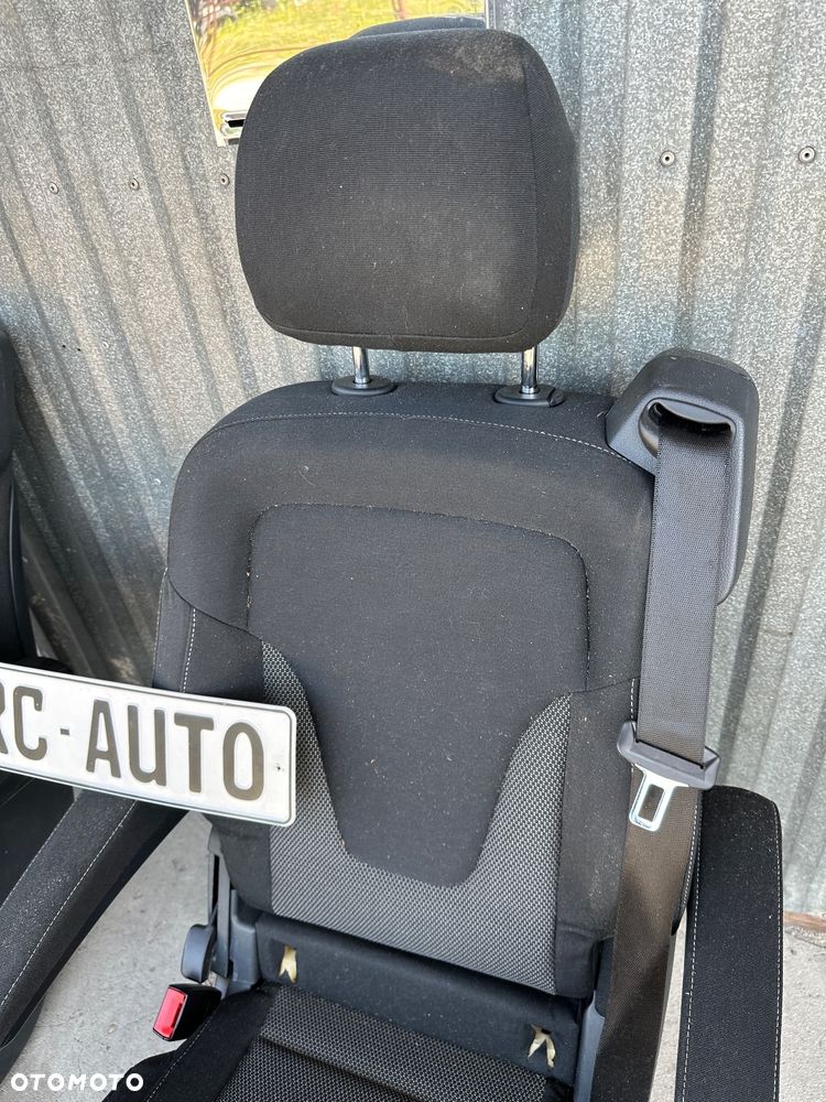 Mercedes v klasa  vito 447 fotel  suntiago Metris  EQV  pojedynczy - 16