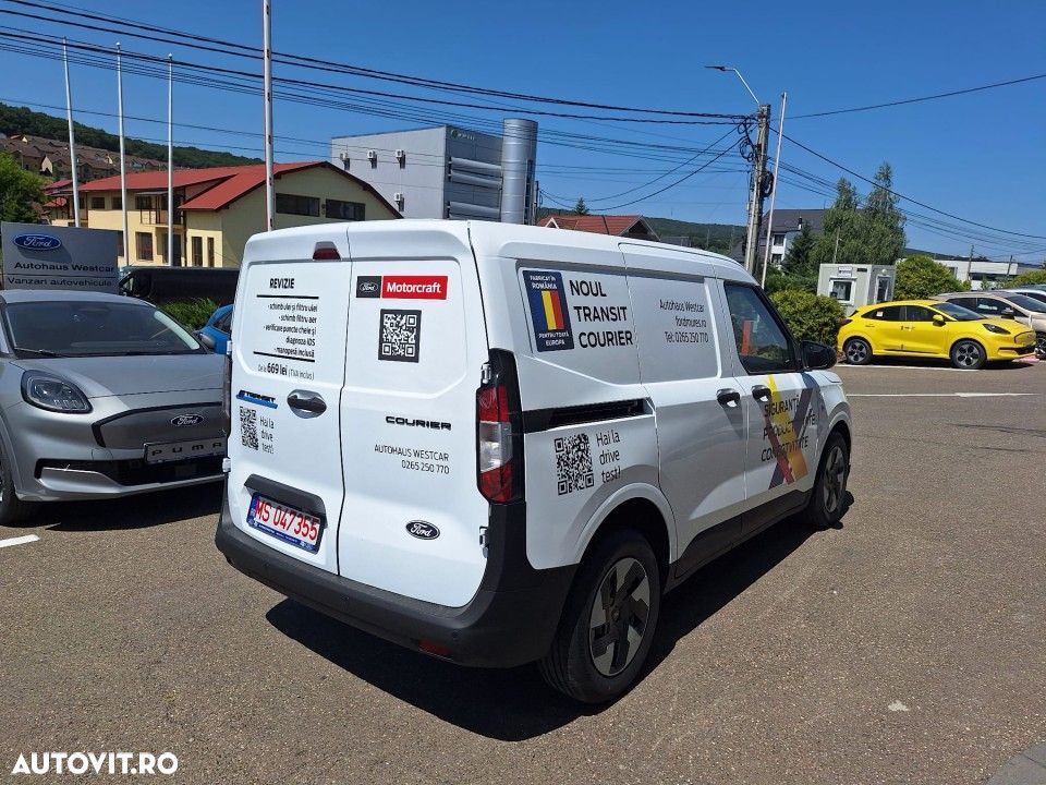 Ford Transit Courier - 3