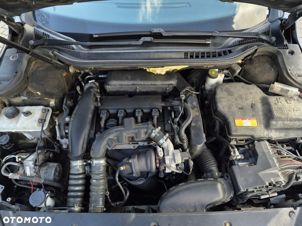 Peugeot 508 1.6 T Allure - 12