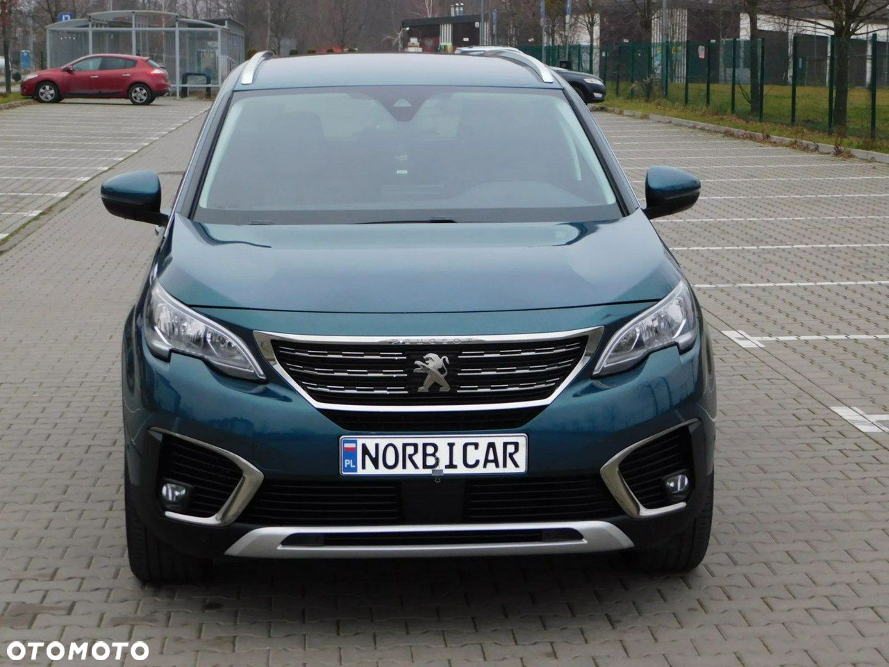 Peugeot 5008 1.2 PureTech Allure S&S EAT8 - 2