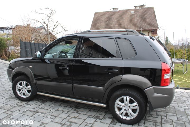 Hyundai Tucson 2.0 CRDi Premium - 28