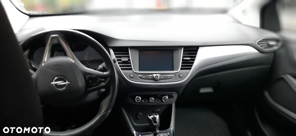 Opel Crossland X 1.2 T Enjoy S&S - 6