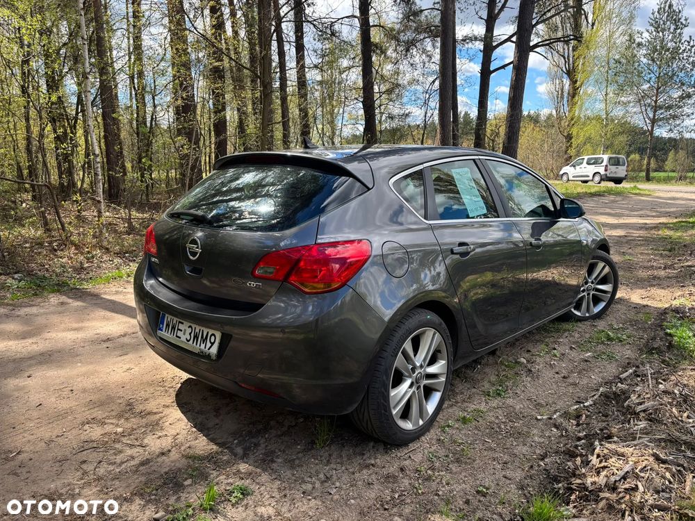 Opel Astra 1.7 CDTI Cosmo - 5