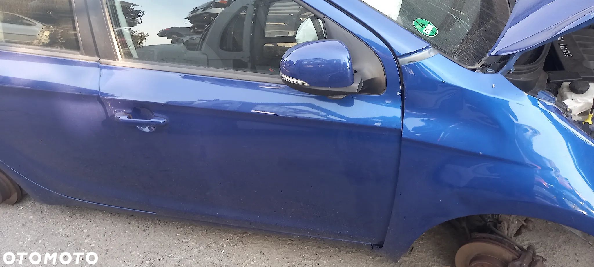 Drzwi przód przednie prawe KPL Hyundai I20 HB U6 12r. 5D - 1