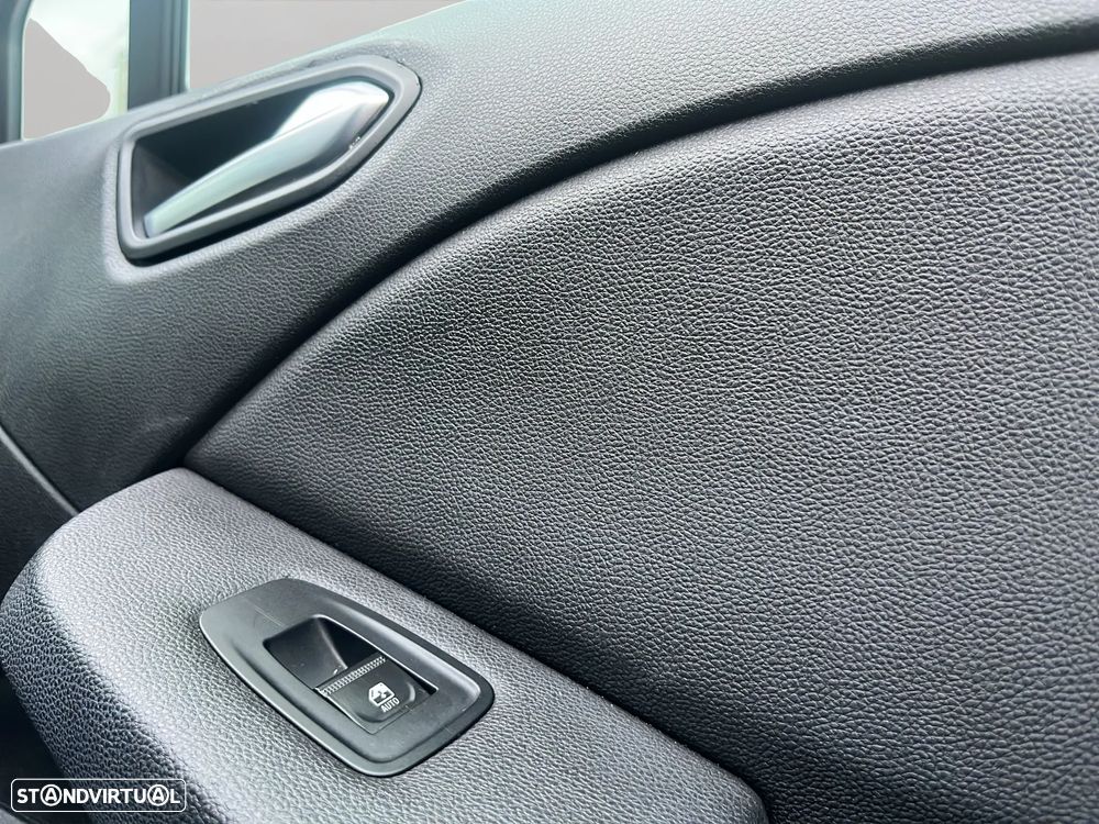 Renault Clio 1.0 TCe Exclusive - 11