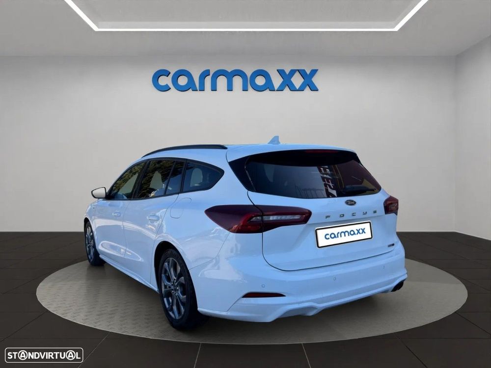 Ford Focus SW 1.0 EcoBoost MHEV ST-Line - 4