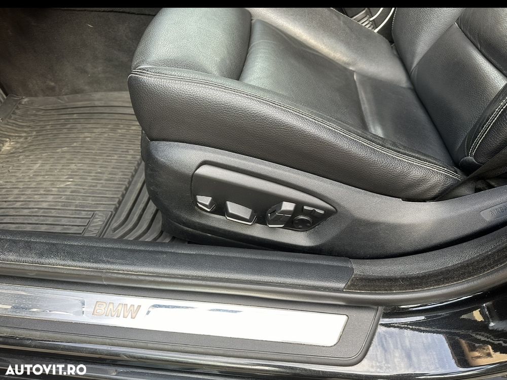 BMW Seria 5 525d xDrive AT - 9