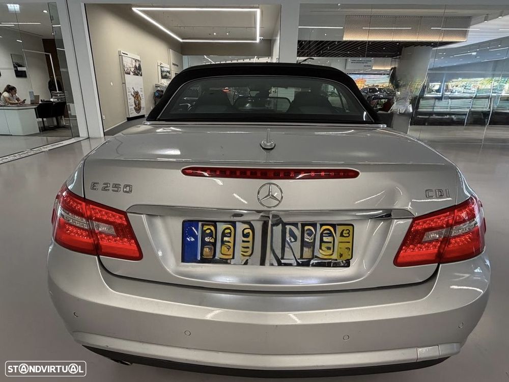 Mercedes-Benz E 250 CDi Avantgarde BlueEfficiency Auto - 2
