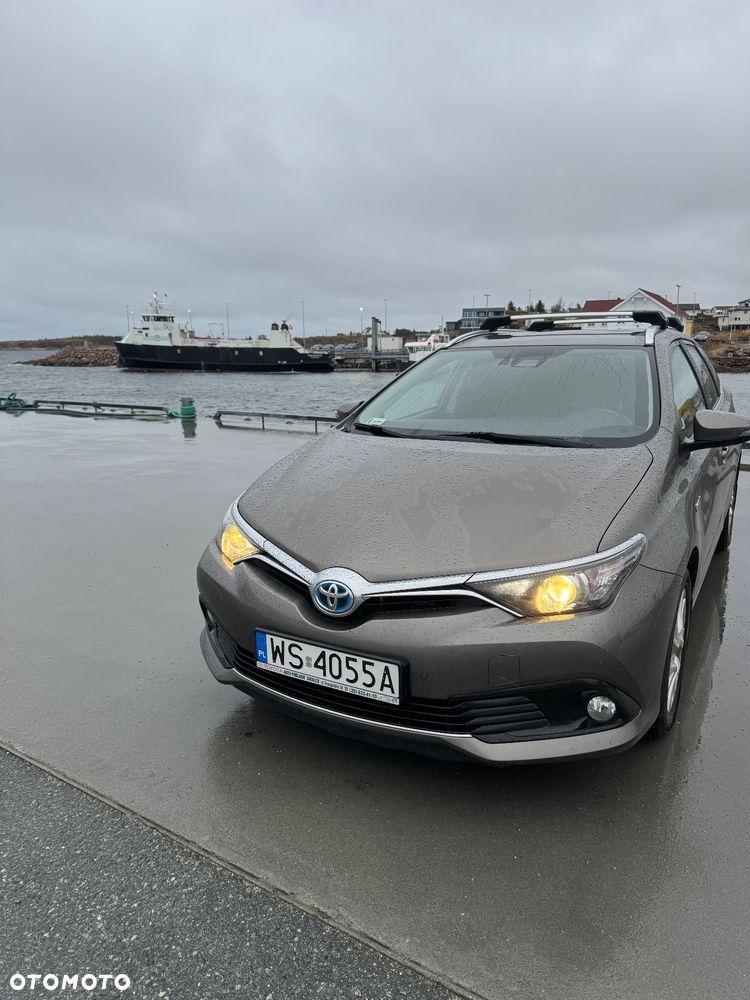 Toyota Auris Hybrid 135 Prestige - 7