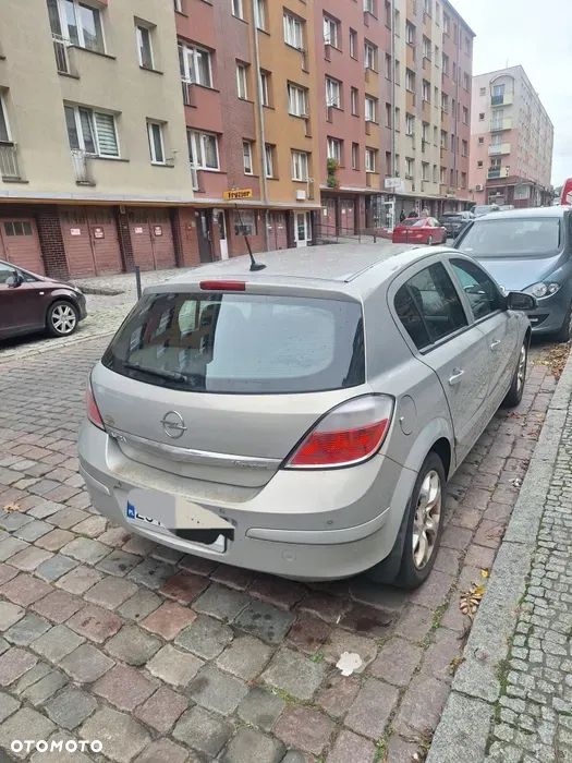 Opel Astra - 4