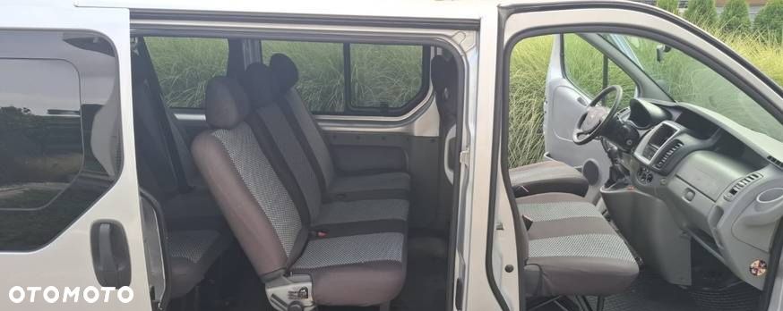Renault Trafic - 11