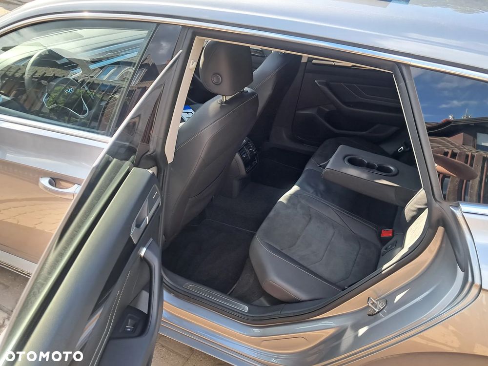 Volkswagen Arteon Shooting Brake 2.0 TDI SCR DSG Elegance - 34
