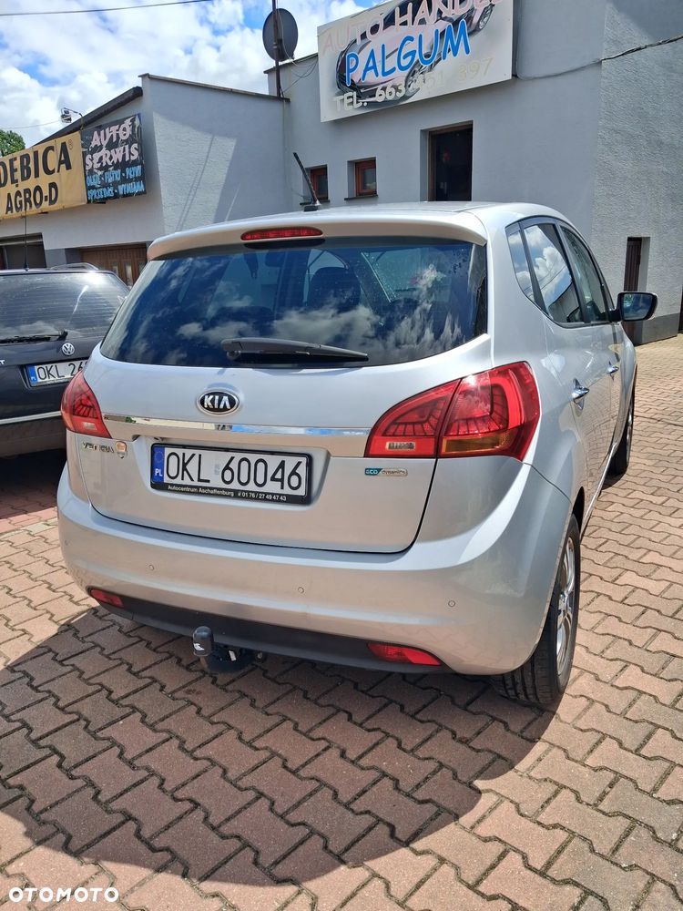 Kia Venga - 3