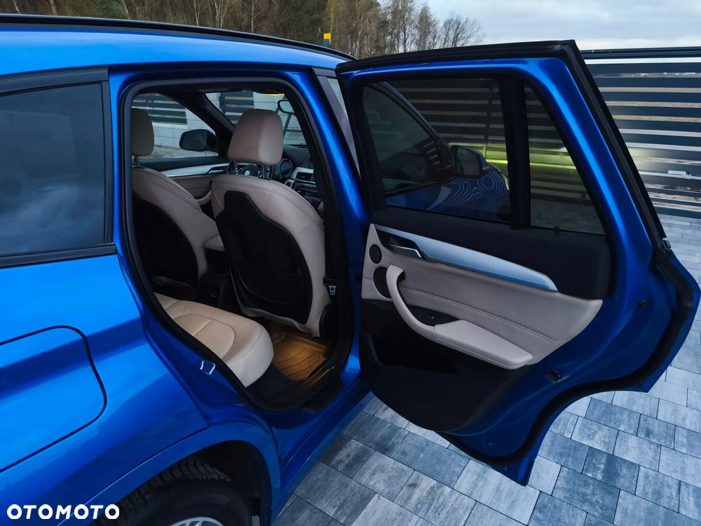 BMW X1 - 17