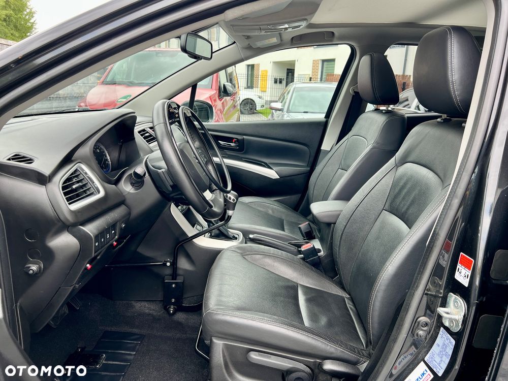 Suzuki SX4 1.6 Premium - 15