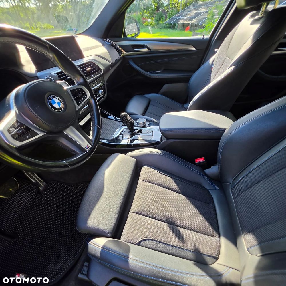 BMW X3 xDrive20i - 11